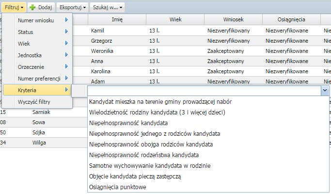 Filtr Kryteria - filtruje kandydatów według przypisanych do rekrutacji kryteriów: Wyszukaną za pomocą filtrów listę kandydatów można wyeksportować do plików w formacie Excel-XML lub CSV, klikając