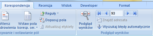 POŁĄCZENIE FORMULARZA Z TABELĄ http://youtu.be/x4sqbhuvajk W zależności od wersji edytora tekstów wygląd okien i kolejność czynności mogą się nieco różnić.