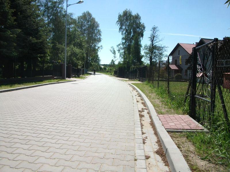 Budowa ul. Szczęśliwej w miejscowości Drogoszewo, gmina Wyszków Droga o nawierzchni z kostki brukowej dł.