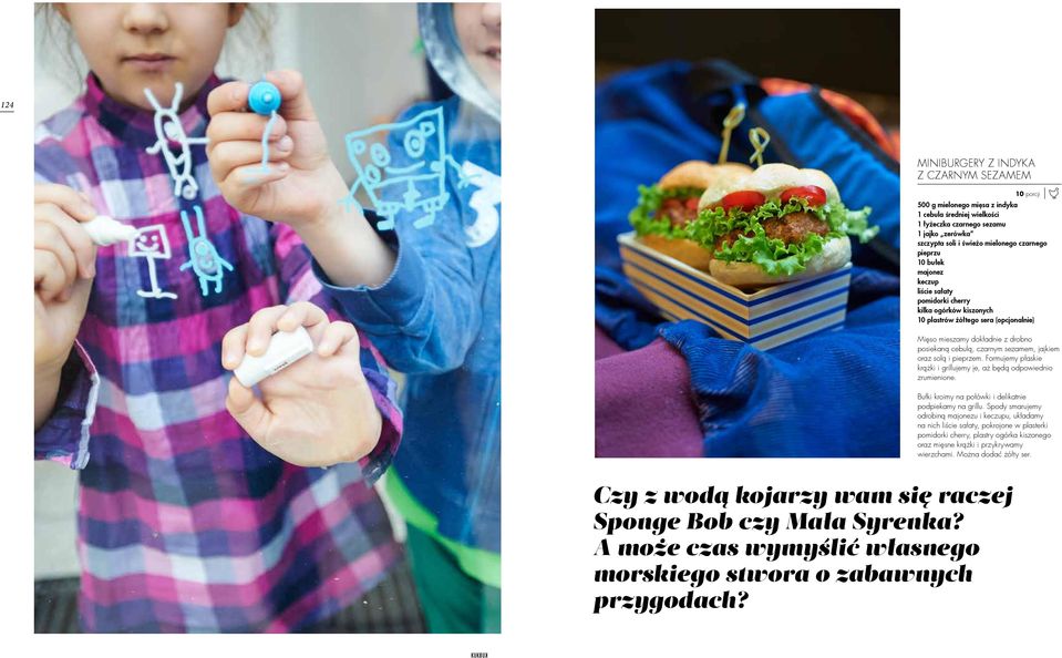 jajkiem oraz solą i pieprzem. Formujemy płaskie krążki i grillujemy je, aż będą odpowiednio zrumienione. Bułki kroimy na połówki i delikatnie podpiekamy na grillu.