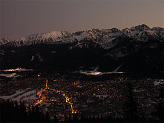 Zakopane 1 Autor: Jan Kowalski Zakopane gmina miejska w województwie małopolskim, siedziba powiatu tatrzańskiego. Według danych z 31 grudnia 2010 r.