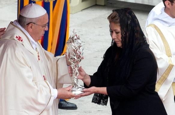 1 maja 2011 roku, w Niedzielę Bożego Miłosierdzia w Watykanie, odbyła się uroczystość beatyfikacji Jana Pawła II, której przewodniczył papież Benedykt XVI.