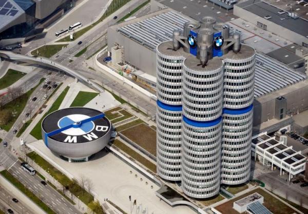 Wizyta w BMW Forschungs und Innovationszentrum - FIZ Centrum Badań i Innowacji Grupy BMW, FIZ, to serce technologiczne firmy od momentu jej powstania w 1986 roku. Centrum zatrudnia ok.