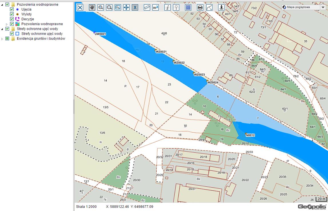 W systemie, gromadzone są między innymi, dane dotyczące oznaczenia prowadzącego instalację i jego adresu, adresu zakładu, na którego terenie prowadzona jest eksploatacja instalacji, czasu