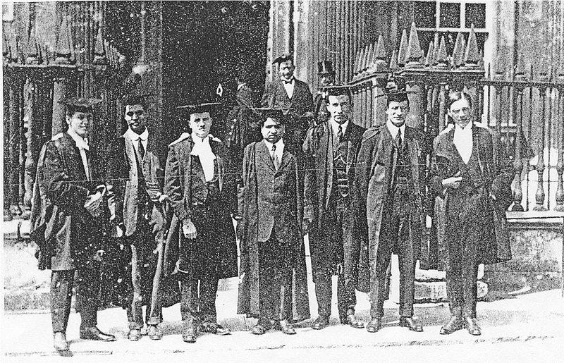 Ramanujan w