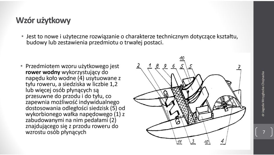 Przedmiotem wzoru użytkowego jest rower wodny wykorzystujący do napędu koło wodne (4) usytuowane z tyłu roweru, a siedziska w liczbie 1,2 lub