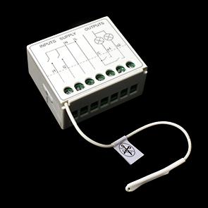 dwukierunkowy Moduł rozszerzeń auxi wireless Praca dwukierunkowa w paśmie 868 MHz Kodowanie transmisji z algorytmem własności Trzy tryby pracy Praca autonomiczna (sterowanie pilotem lub