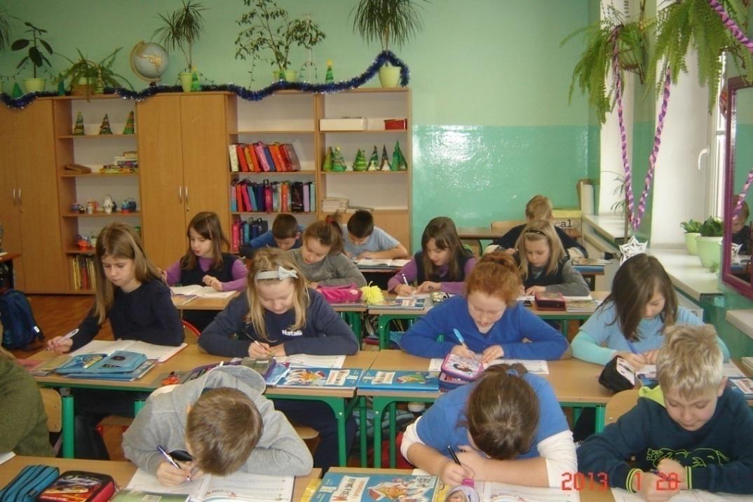 Nasze sale - każda klasa uczy się w swoim pomieszczeniu klasowym