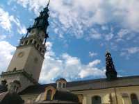 Tytuł Najświętszej Maryi Panny Królowej Polski posiada dla Polaków szczególne znaczenie, ponieważ mówi nam on o nieustannej obecności Matki Boga w historii polskiego narodu. 1 kwietnia 1656 r.