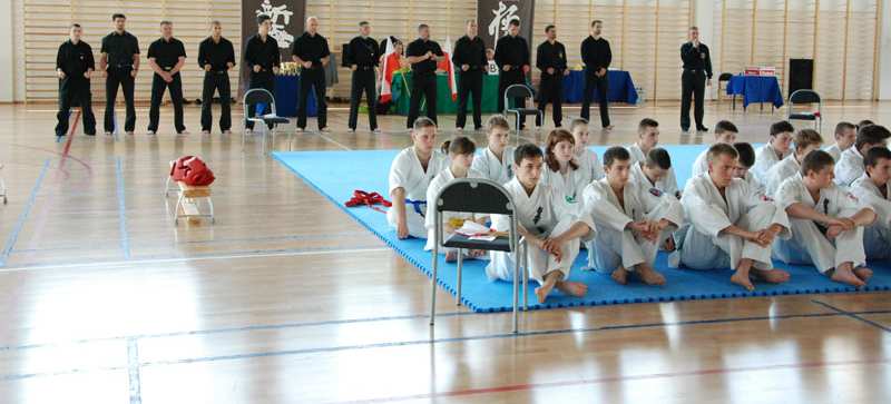 MISTRZOSTWA MAZOWSZA KADETÓW, MŁODZIKÓW I JUNIORÓW MŁODSZYCH- KARATE KYOKUSHIN WARSZAWA 27 LISTOPADA 2011