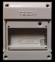 ST-292 instrukcja obsługi V. Zewnętrzny czujnik temperatury Regulator pokojowy ST-292v2 opcjonalnie wyposażony jest w zewnętrzny czujnik temperatury.