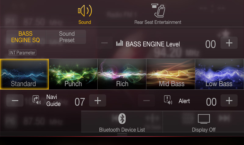 Pobiz apliację Alpine TuneIt App ith TTS z Apple App Store lub slepu Google Play.