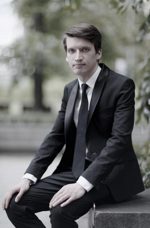 Bartłomiej Koń Mateusz Rubaj puzony Jakub Gumiński Damian Wójtowicz Maciej Chyży tuba Mateusz Sajdak kotły Xaloc Mari Vivo perkusja Tamara Kurkiewicz Rafał Kozyra Pavel Vasilenia Mateusz Bednarczyk