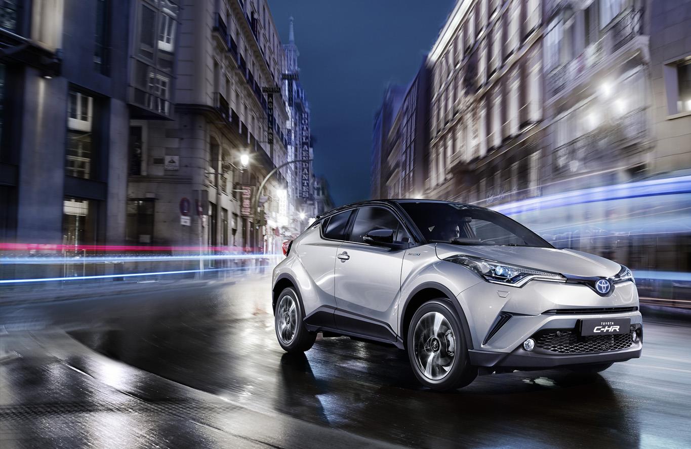 Spis treści > Sekrety Toyoty C-HR > Hybryda Hybryda Najnowsza, IV