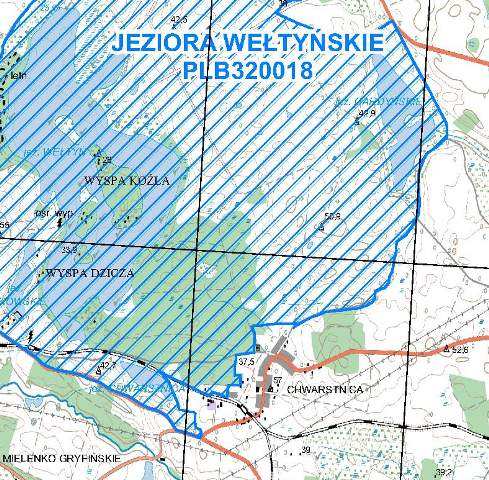 Miejscowość Chwarstnica znajduje się w bezpośrednim sąsiedztwie