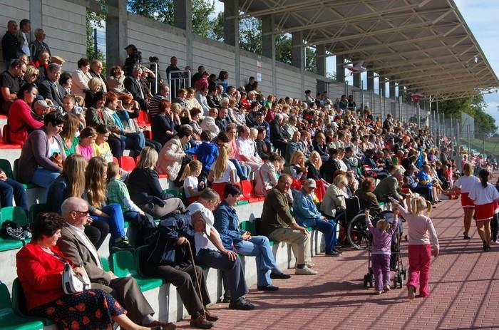 Inwestycje sportowe w Województwie Kujawsko - Pomorskim 2008 2013 wydatki poniesione - suma środków własnych JST, RPO WK - P,