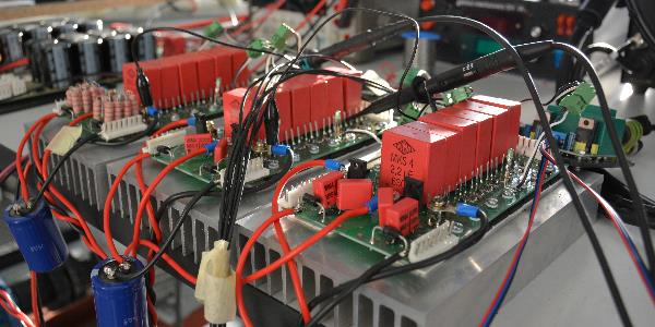 Grid Power Converter