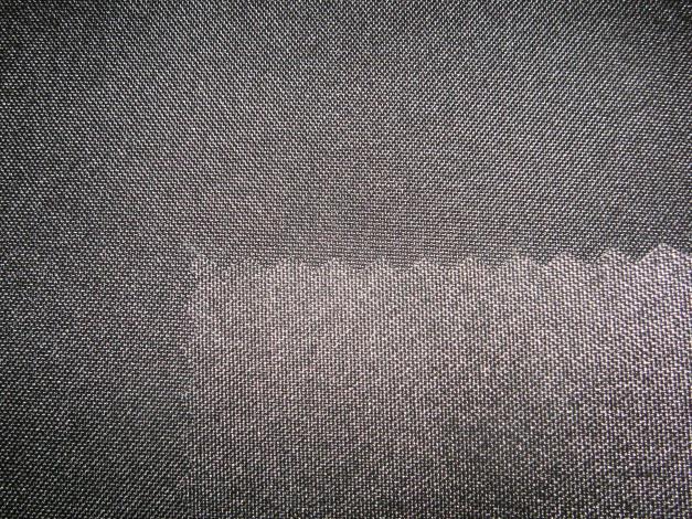 NOWOŚĆ!!! ART. 150 Ortalion Tkanina 100% poliester, jednostronnie powleczona poliuretanem. Gramatura: 145 g/m2 Szerokość: 150 cm W odróżnieniu od ART. 200 z naszej oferty ART.