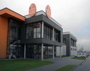 IFM ECOLINK W OPOLU Wykonanie podciśnieniowego odwodnienia dachu typu : Pluvia System: Wavin Wykonanie instalacji sprężonego powietrza Montaż urządzeń grzewczo chłodniczych Montaż wymiennikowni