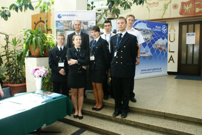 TransNav 2011 W dniach 15-17 czerwca na Wydziale Nawigacyjnym Akademii Morskiej w Gdyni odbyło się 9 Międzynarodowe Sympozjum Nawigacyjne TransNav 2011.