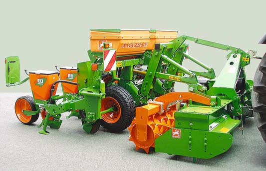 System hydraulicznego wydźwigu Huckepack Łatwe agregatowanie z siewnikami rzędowymi i punktowymi System wydźwigu AMAZONE Huckepack zmniejsza zapotrzebowanie siły udźwigu o ok. 25 %.