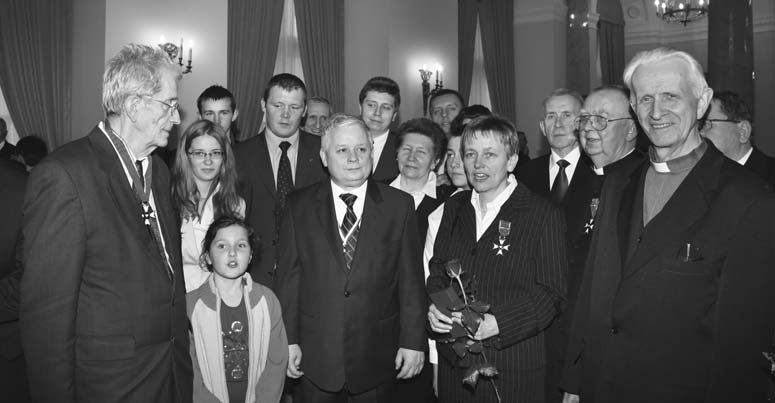 Jeszcze raz podkreślam z analizy moich akt wiem, że od momentu kiedy pracowaliśmy razem, tj. od podpisania deklaracji ROPCiO, nie ma żadnych oznak agenturalnej działalności Leszka Moczulskiego.