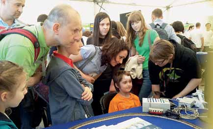 Wydarzenia Biuletyn AGH nr 101 Inżynieria Biomedyczna z AGH na największym w Europie festiwalu popularnonaukowym 20 fot.