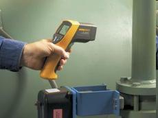 Pirometry Pirometry służą do zdalnego, bezdotykowego pomiaru temperatury w szeroko pojętej diagnostyce urządzeń elektrycznych, mechanicznych oraz kontroli izolacji/wentylacji.