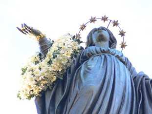 UROCZYSTOŚĆ NIEPOKALANEGO POCZĘCIA MARYI Figura Niepokalanej w Rzymie, fot. Roman Walczak foto KAI Kościół katolicki 8 grudnia obchodzi uroczystość Niepokalanego Poczęcia Najświętszej Maryi Panny.