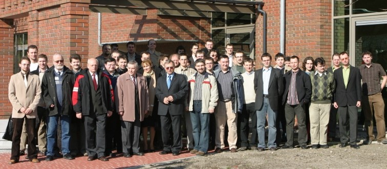 Pracownicy 3 profesorów 31 adiunktów 1 wykładowca 33 doktorantów Kierownik Katedry: prof. dr hab. inż.