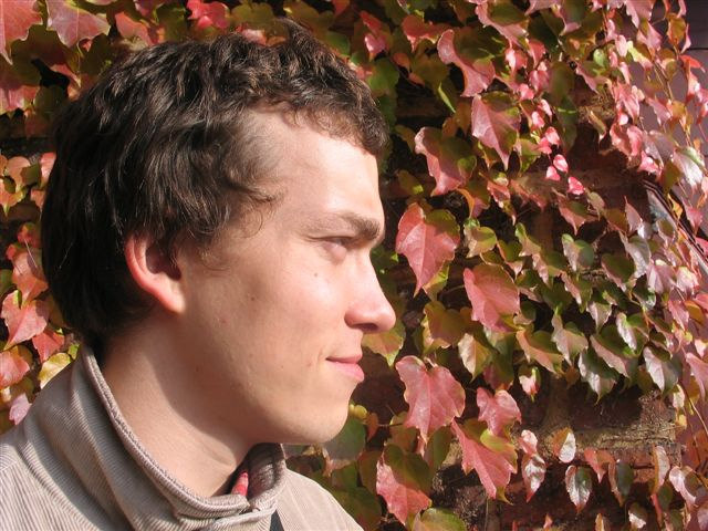 Jakub Jurdziak 26 lat Specjalność Matematyka Finansowa i Ubezpieczeniowa Stypendysta programu Socrates-Erasmus (Humboldt Universität zu Berlin) Brał udział w projekcie tłumaczania na język polski