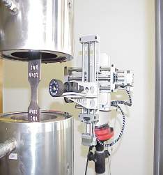 52 Aparatura zakupiona: 2011, Kamera termowizyjna FLIRi5 (s/n470037688), 2011, Przenośny przyrząd do badania analizy drgań IPAD 32Gb, 2011, Zestaw do pomiaru momentu obrotowego, 2011, Hamownia