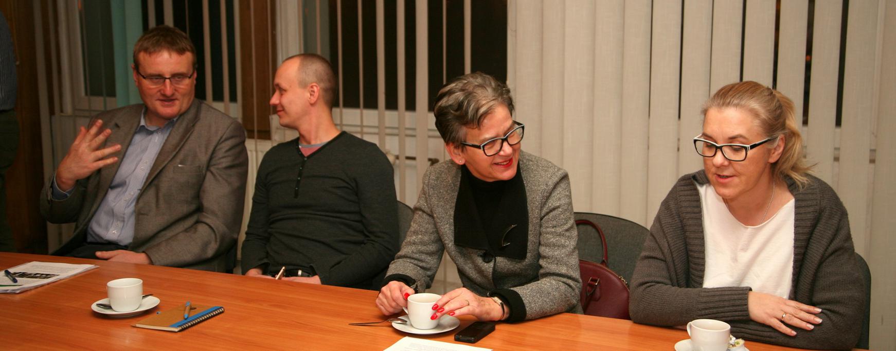 Z pracy Zarządu Oddziału Zebranie Zarządu Oddziału Stowarzyszenia Geodetów Polskich w Bydgoszczy W dniu 9 stycznia 2017 roku odbyło się noworoczne zebranie Prezydium Stowarzyszenia Geodetów Polskich