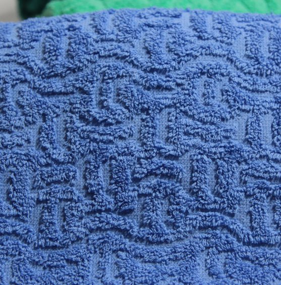 MEANDER Ręcznik Meander, wyprodukowany w całości ze 100% bawełny - doskonale