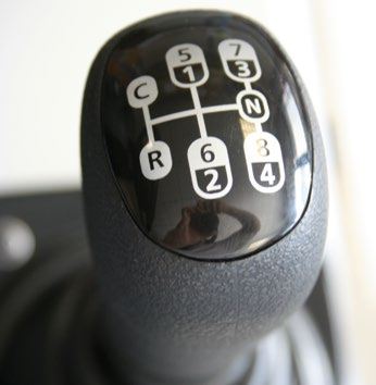 Konfiguracja odpowiadająca indywidualnym potrzebom Klienta! Oferowany przez nas symulator samochodu ciężarowego wraz z programowaniem Initial PL możliwy jest na bazie kabiny marki Renault Premium.