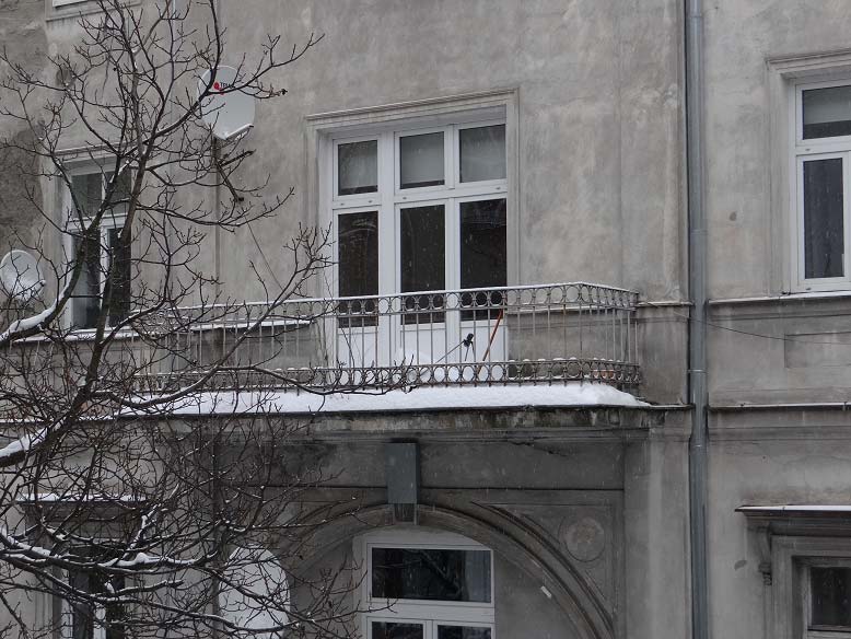175 KNR-W 4-01 d.9 0545-08 176 KNR 4-01 d.9 0701-09 (5,92)*0,05*1 <płyty od góry> m 3 0,30 RAZEM 0,30 Rozebranie obróbek murów ogniowych, okapów, kołnierzy, gzymsów itp.