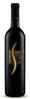 MERLOT DELLE VENEZIE IGT Salvalai, Veneto, Italy Stuprocentowy Merlot o rubinowo-czerwonej, lśniącej barwie z refleksami w kolorze starzejącego się owocu granatu.