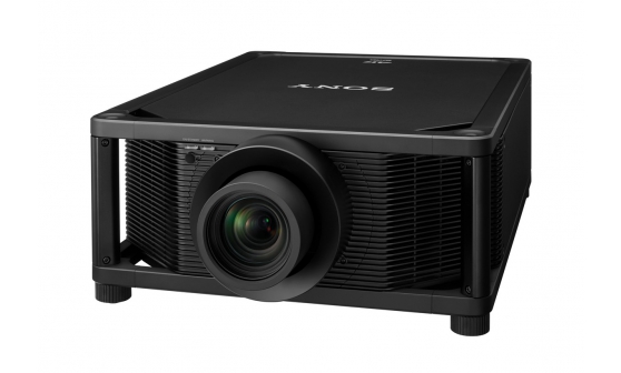 VPL-GTZ280 Projektor laserowy 4K SXRD o jasności 2000 lumenów (do 5000 lumenów po zakupie opcjonalnej licencji) umożliwiający dokładną reprodukcję szybkiego ruchu podczas symulacji Omówienie Płynna,