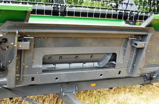 Heder Power-Flow Pod czenie WWHU (World Wide Hook Up) We wszystkich maszynach AGCO mo na stosowa te same hedery Uniwersalno Stabilne po czenie System blokowania za pomoc