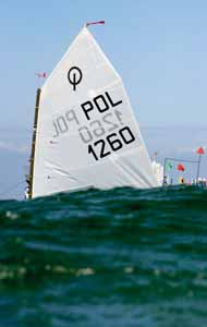 NAJWA NIEJSZE OSIÑGNI CIA POLAKÓW W MISTRZOSTWACH ÂWIATA 1991 Porto Carras (Grecja) 39 paƒstw 49 Filip Makowski Elterma Âwiebodzin 1994 Porto Rotondo (W ochy) 181 zaw.