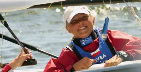 MISTRZOWIE POLSKi W KLASIE OPTIMIST Mistrzostwa NSKO rok zwyci zca /iloêç startujàca/ klub miejsce regat 1994 Agnieszka Pomaska /56/ YKP Gdynia Gdynia 1995 Katarzyna Brzóska /45/ YKP Gdynia Gdynia