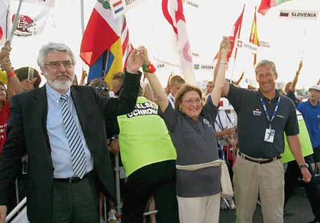 SPIS TREÂCI INFORMATOR NSKO 2006 Klasa Optimist... 4 Zarzàd NSKO... 6 Wst p... 7 Program partnerski Nivea B kitne agle... 10 Kalendarz zawodów... 12 Lista uprawnionych do startów w grupie A.