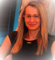 Małgorzata Jung (PL) Jej motto to: Ciężką pracą do celu, z wizją do sukcesu. Jest konstruktywna w krytyce oraz rzetelna w ocenie.