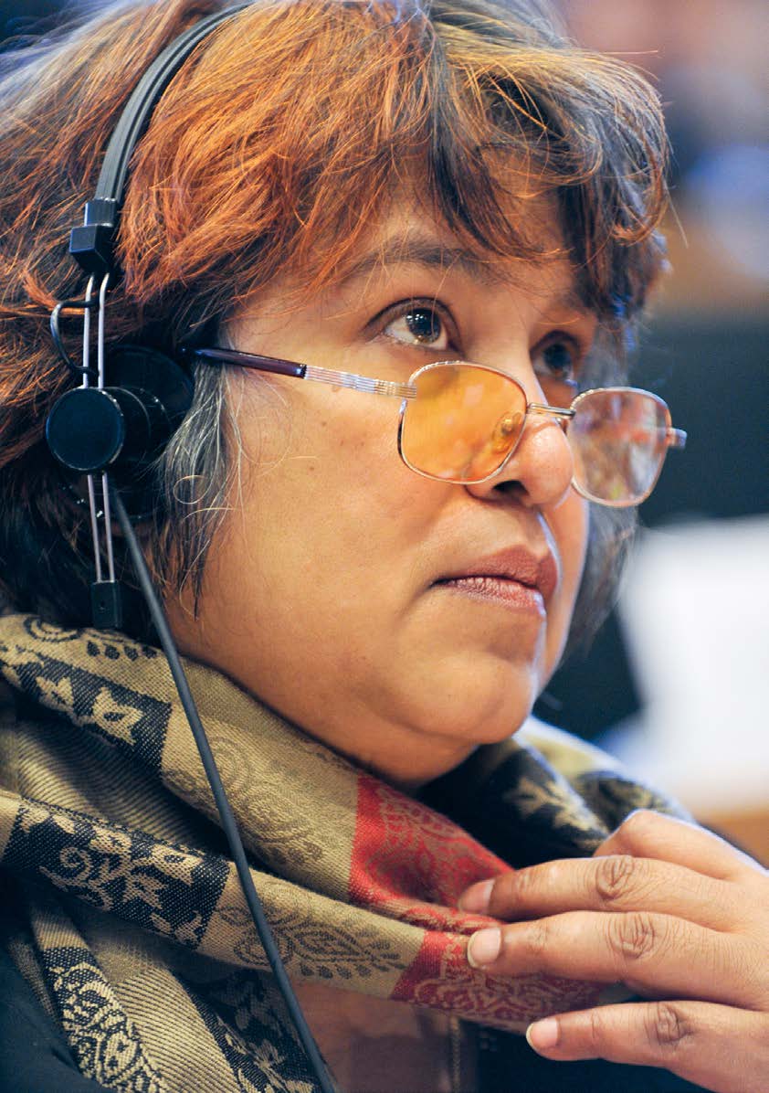 1994 Taslima Nasreen Urodzona w Bangladeszu w roku 1962, Taslima Nasreen zaczęła pisać w wieku lat 13 i dziś jest wielokrotnie nagradzaną pisarką, której dorobek przetłumaczono na trzydzieści języków.