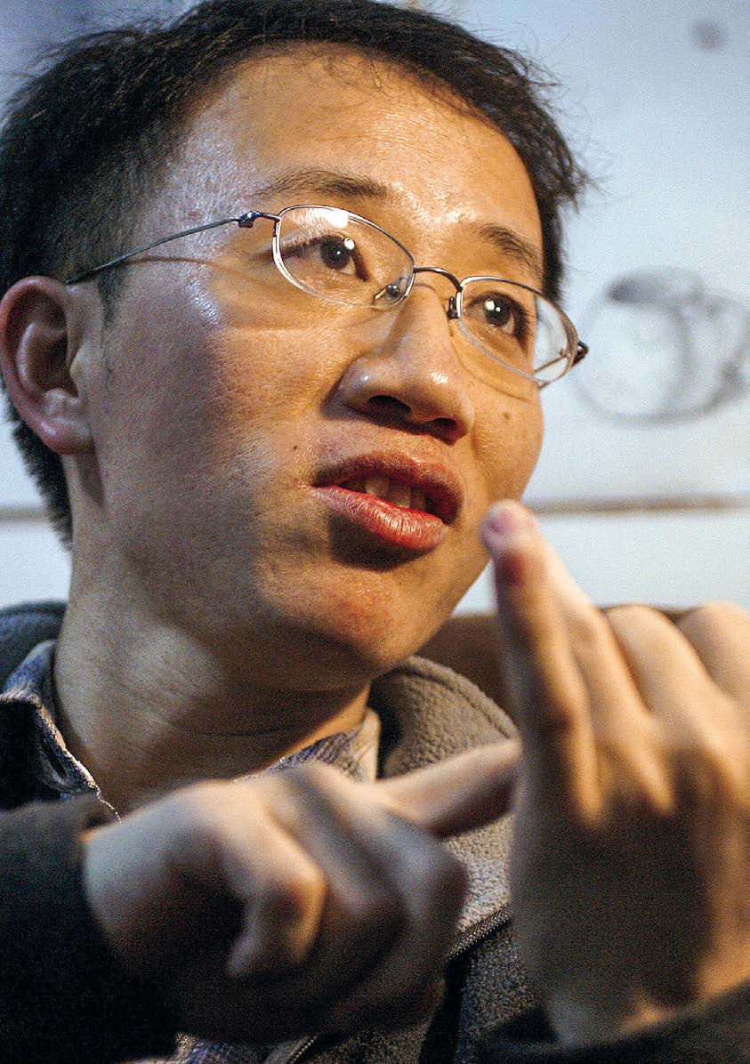 2008 Hu Jia Od czasu przyznania mu przez Parlament Europejski Nagrody im. Sacharowa w 20. rocznicę jej istnienia chiński dysydent Hu Jia zdążył już trafić do więzienia i opuścić je.