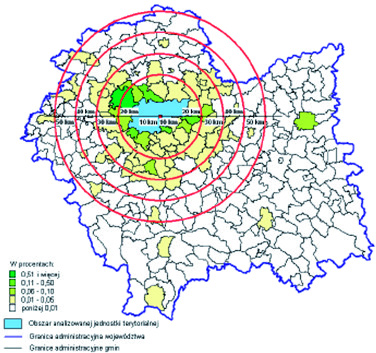 Procesy suburbanizacji 99 Rys. 6. Przyjeżdżający do pracy w Krakowie z odległości do 50 km Źródło: opracowanie własne na podstawie Dojazdy do pracy 2010. Warszawy, Poznania, Szczecina czy Gdańska.