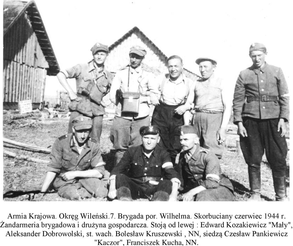 Stoją od lewej : Edward Kozakiewicz "Mały", Aleksander Dobrowolski, st.