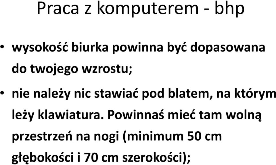 blatem, na którym leży klawiatura.