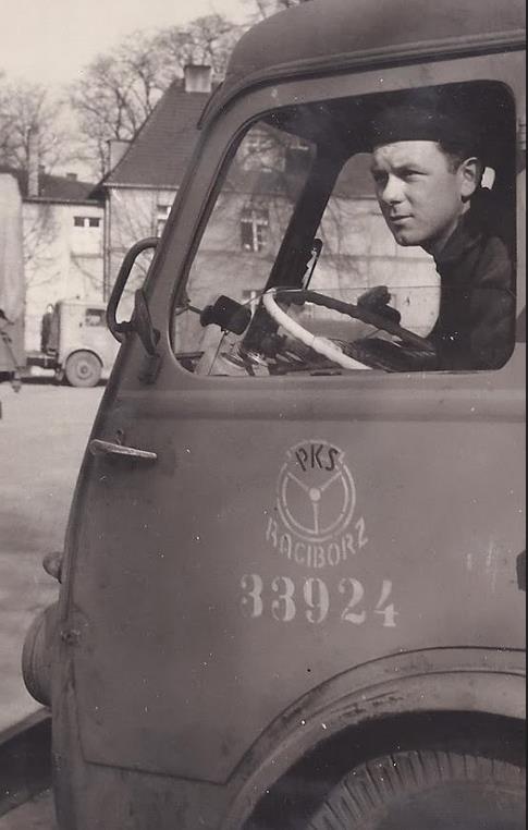 - 1966 r.