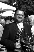 MOJA SPÓŁDZIELNIA /00 Laureat Lauru Bytkowa Laureat Lauru Bytkowa Laureat Lauru Bytkowa Z d u m ą m ó w i ę o b y t k o w i a n a c h Proboszcz parafii pw. Zesłania Ducha Świętego ks.